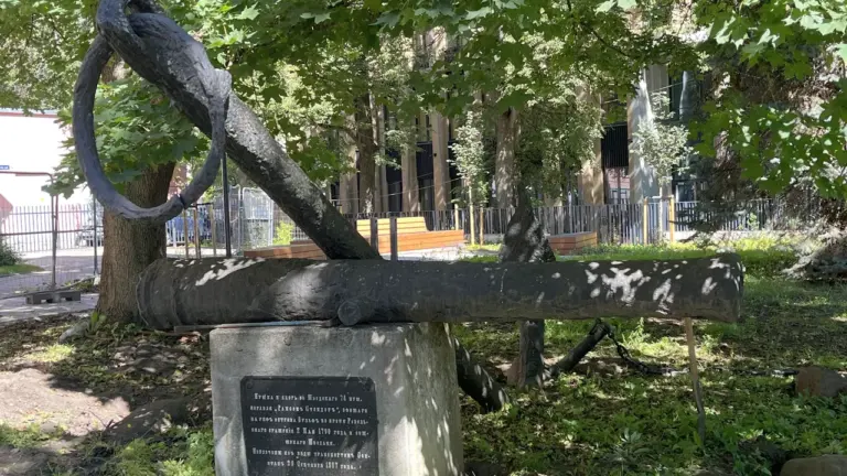 Tallinna kesklinnas saavad kaks mälestusmärki uue koha