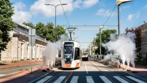 Tallinnas sõidavad lennujaama nüüd kaks trammiliini