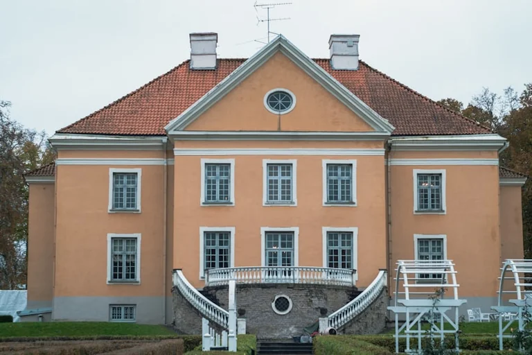 „Palmse kivid ja kohad”: Rakverest teele 14 euroga